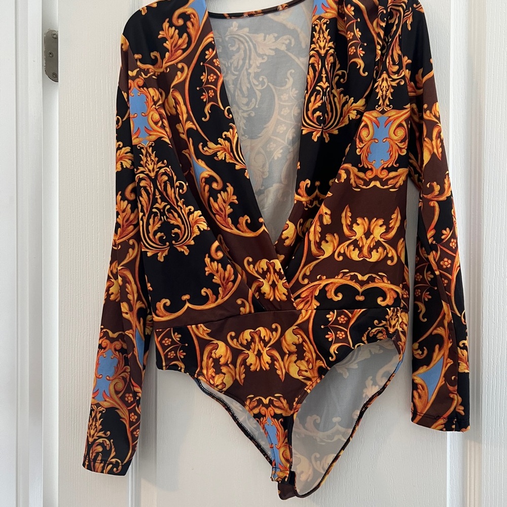 Baroque Print Long Sleeve Bodysuit